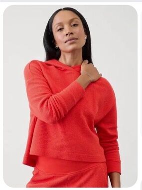 Athleta cropped Red Hooded Waffle-Knit Pullover